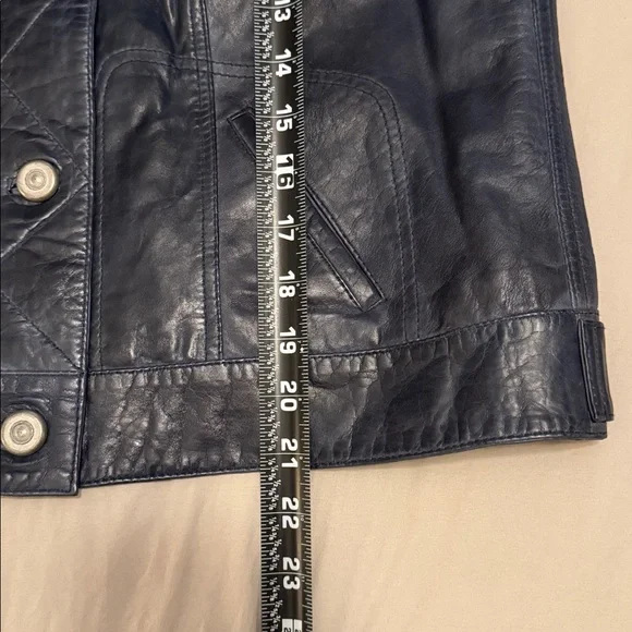 Sundance Blue 100% Leather Moto Jacket size Medium. - Picture 5 of 5